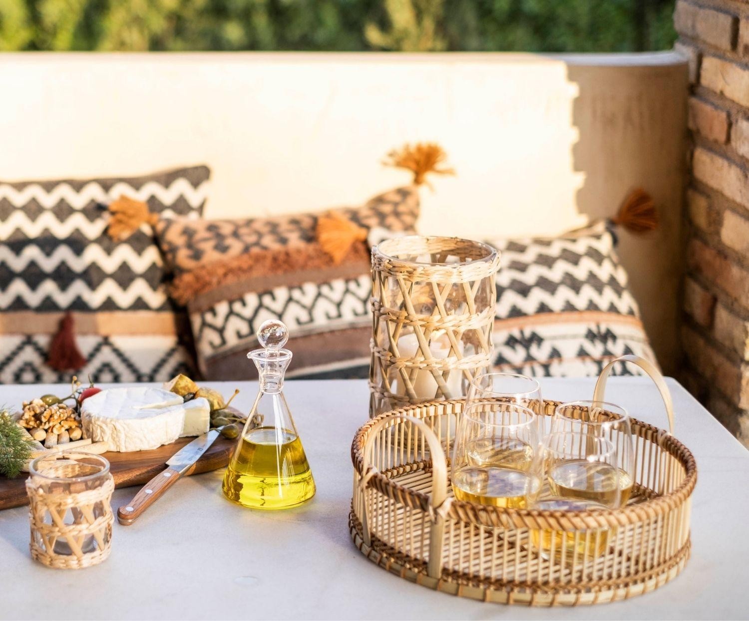 Plateau rond en bambou brun